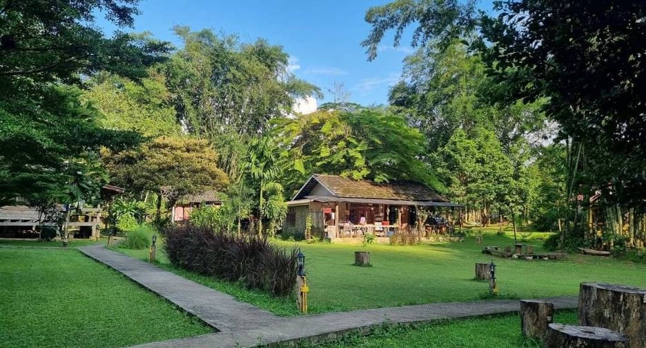 For sale hotel in Chiang Dao, Chiang Mai