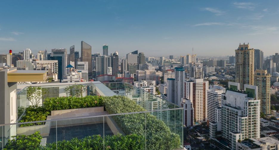 For sale 2 Beds condo in Khlong Toei, Bangkok