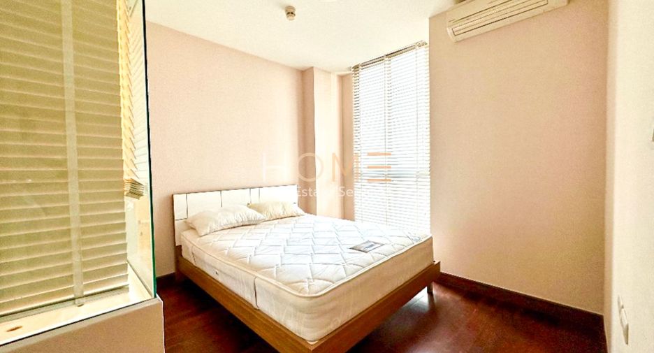 For sale 1 bed condo in Khlong San, Bangkok