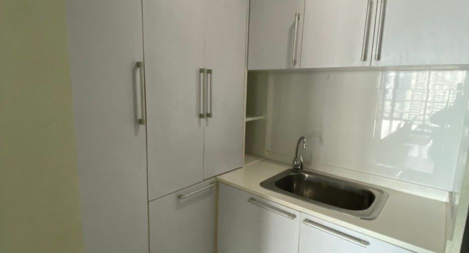 Wohnung zur Miete mit 2 Zimmer in Khlong Toei, Bangkok