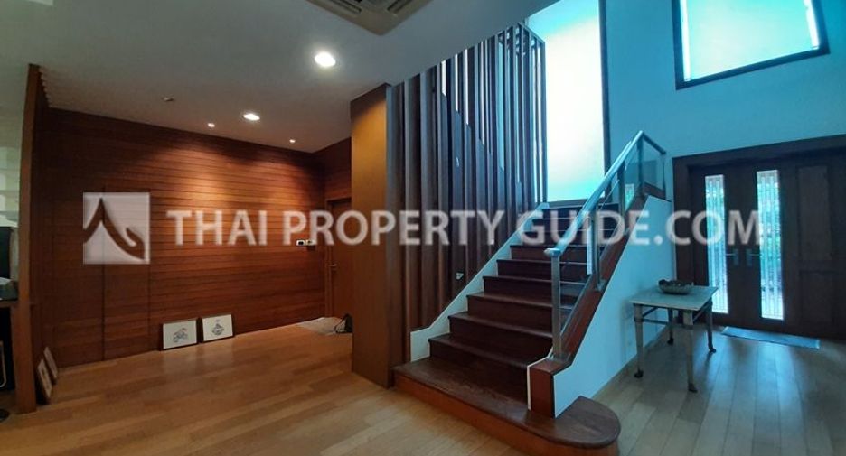 For rent 4 Beds house in Suan Luang, Bangkok