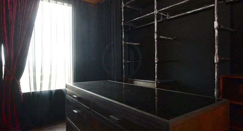 À vendre 3 chambres condo à Khlong Toei, Bangkok