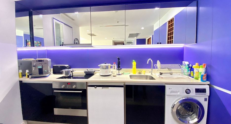 À vendre 2 chambres condo à Sathon, Bangkok