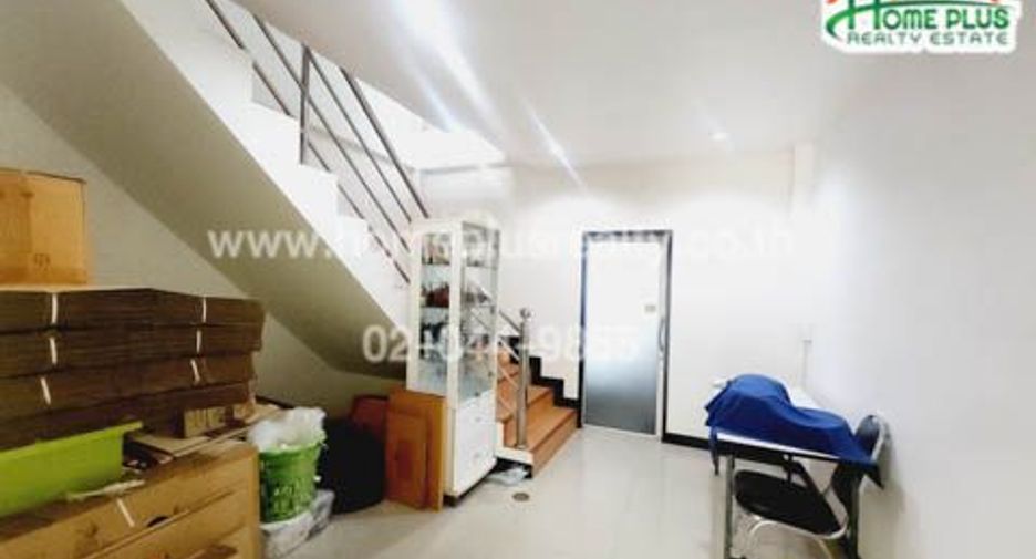 For sale 4 bedrooms retail Space in Mueang Phetchabun, Phetchabun