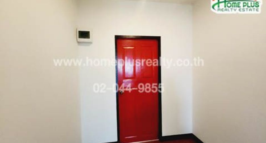 For sale 4 bedrooms retail Space in Mueang Phetchabun, Phetchabun
