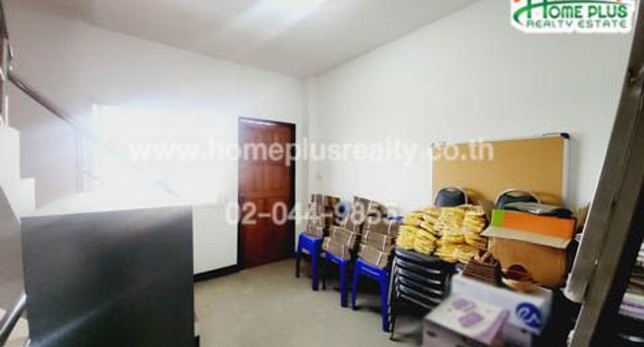 For sale 4 bedrooms retail Space in Mueang Phetchabun, Phetchabun