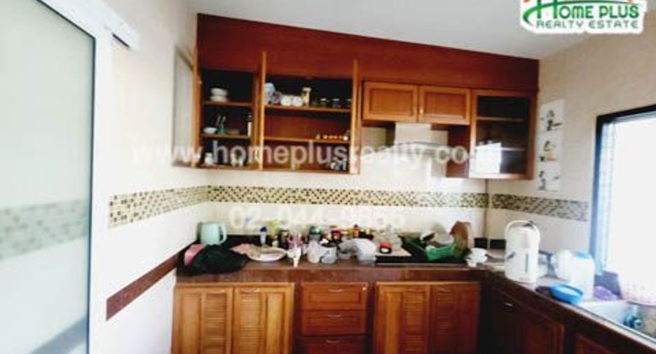 For sale 4 bedrooms retail Space in Mueang Phetchabun, Phetchabun