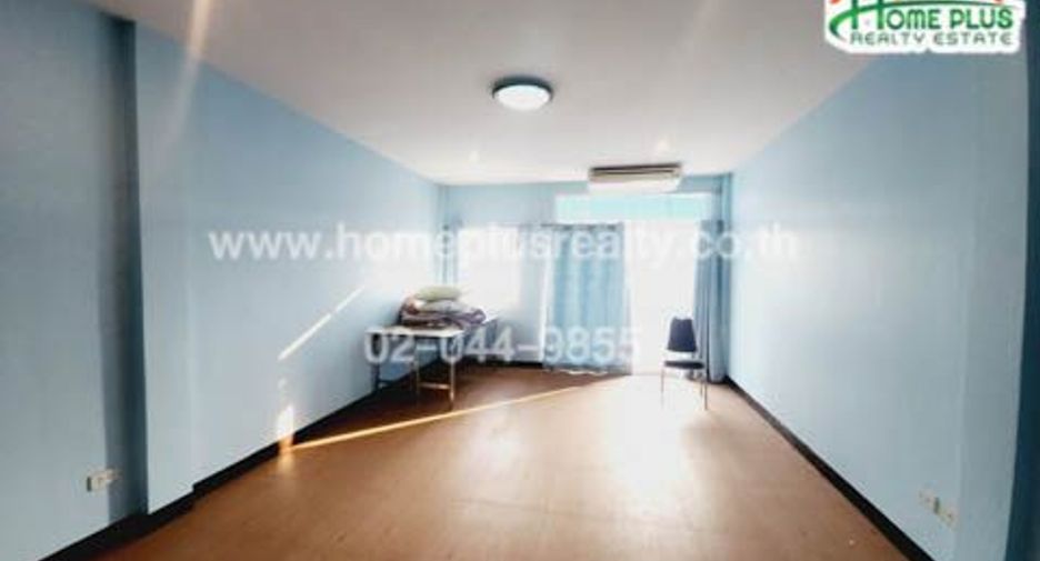For sale 4 bedrooms retail Space in Mueang Phetchabun, Phetchabun