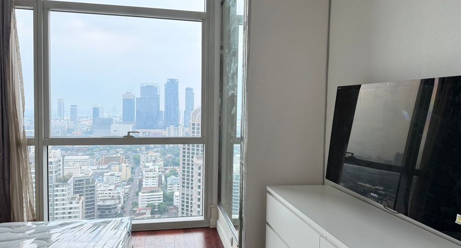 For rent 2 ベッドルーム condo in Pathum Wan, Bangkok