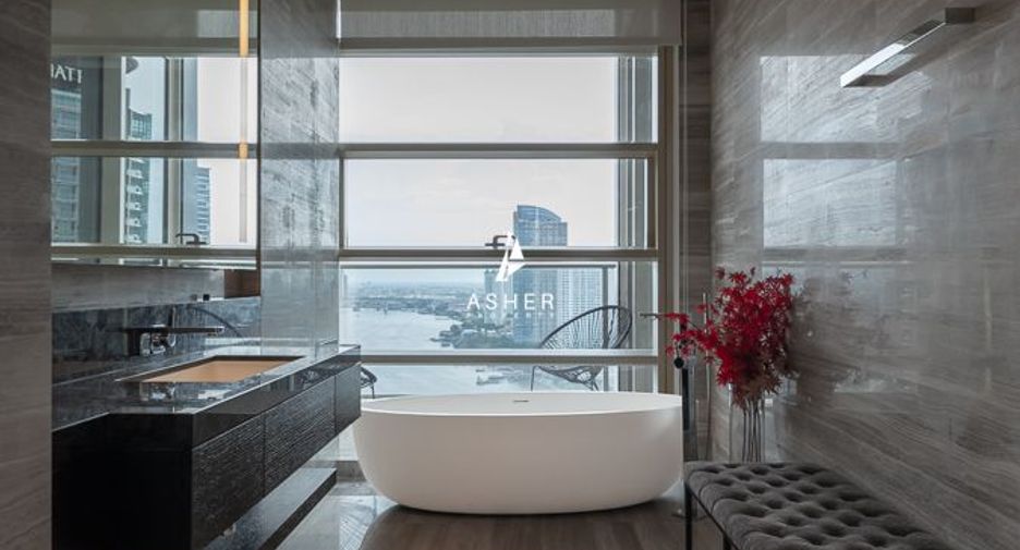 For rent and for sale 4 bedrooms condo in Bang Kho Laem, Bangkok