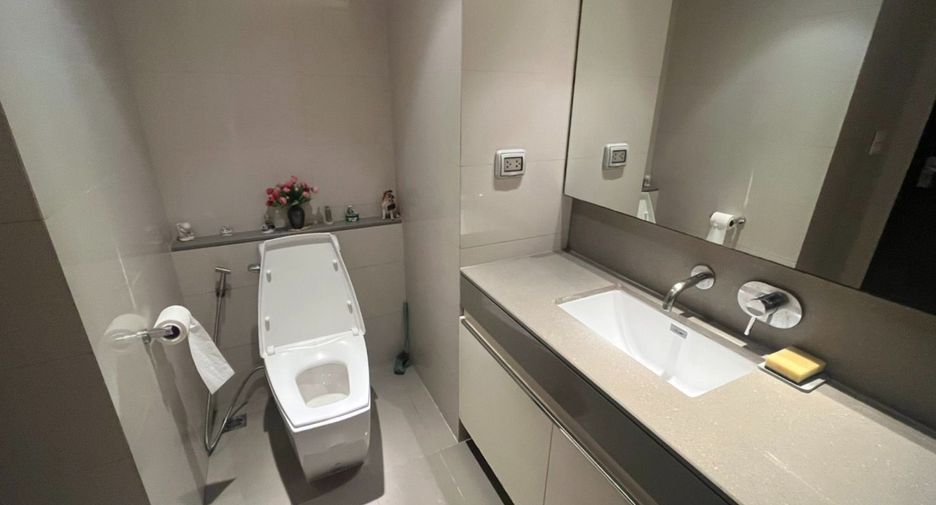For rent 1 bed condo in Ratchathewi, Bangkok