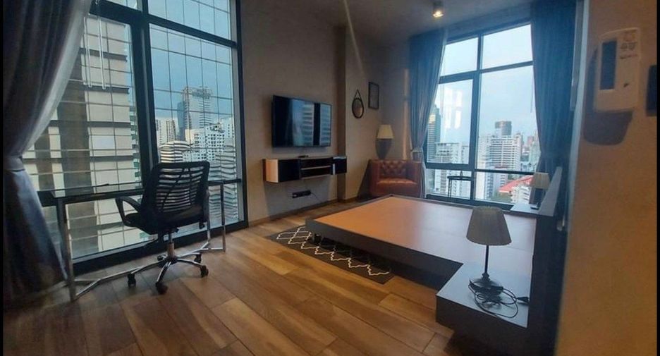 À louer et à vendre 2 chambres condo à Watthana, Bangkok