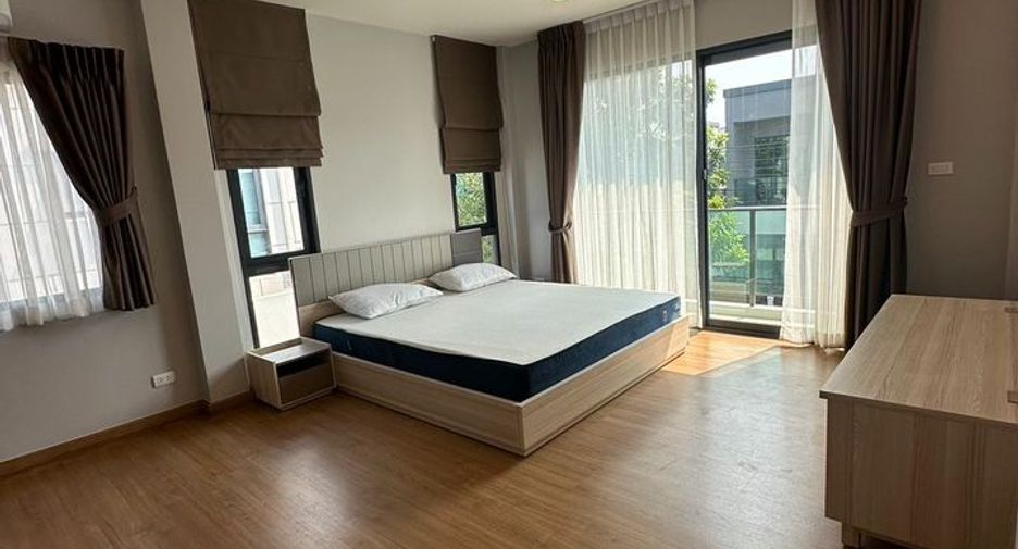 Аренда 4 спальни дом в Bang Phli, Самутпракан