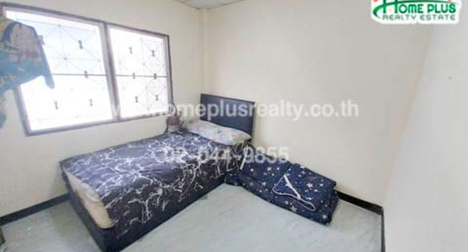 For sale 2 ベッドルーム townhouse in Nong Khaem, Bangkok