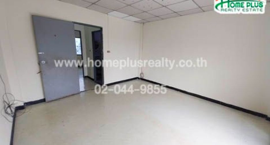 For sale 2 ベッドルーム townhouse in Nong Khaem, Bangkok