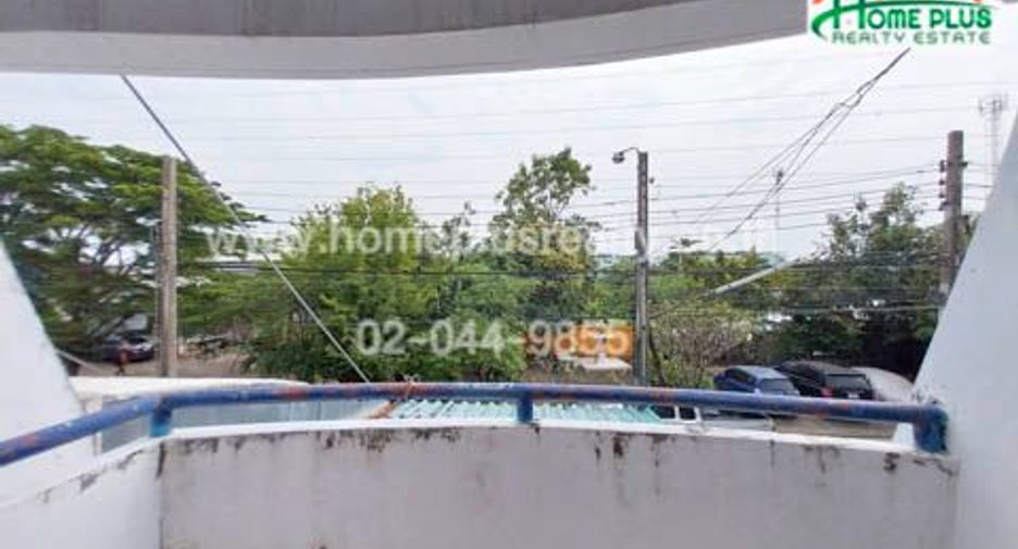 For sale 2 ベッドルーム townhouse in Nong Khaem, Bangkok