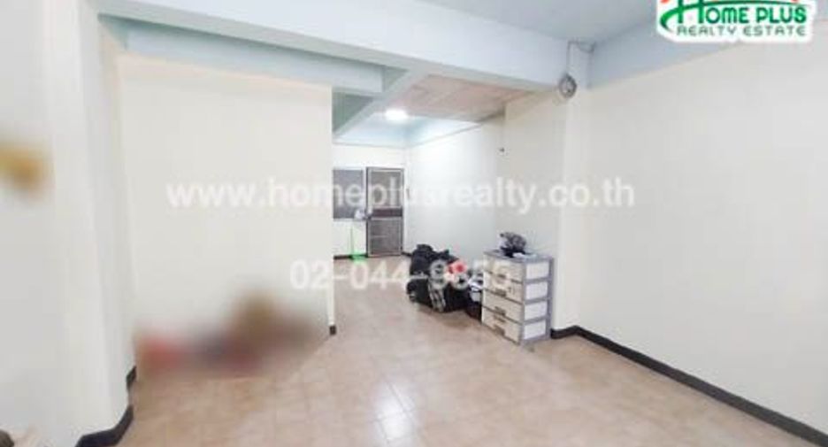 For sale 2 ベッドルーム townhouse in Nong Khaem, Bangkok
