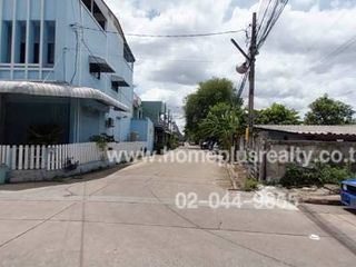 For sale 2 ベッドルーム townhouse in Nong Khaem, Bangkok