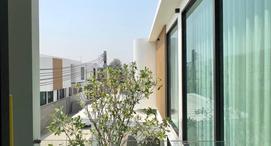 For rent and for sale 4 bedrooms house in Hang Dong, Chiang Mai
