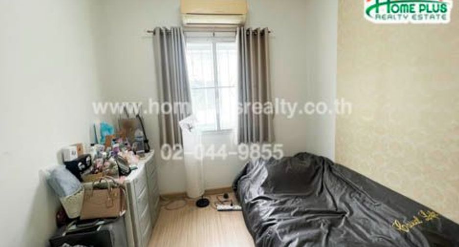 For sale 3 ベッドルーム townhouse in Mueang Samut Prakan, Samut Prakan