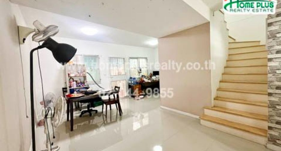 For sale 3 ベッドルーム townhouse in Mueang Samut Prakan, Samut Prakan