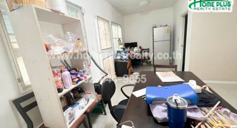 For sale 3 ベッドルーム townhouse in Mueang Samut Prakan, Samut Prakan