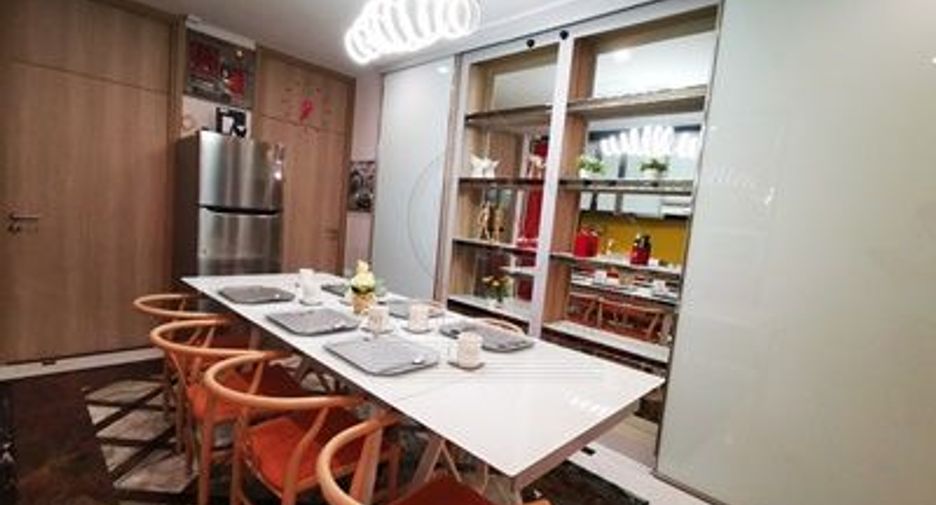 À vendre 2 chambres condo à Pathum Wan, Bangkok