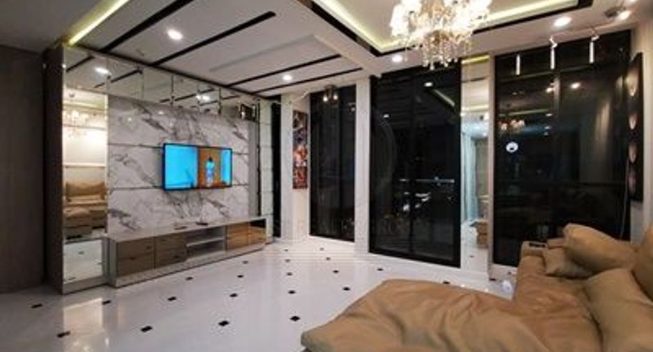 À vendre 2 chambres condo à Pathum Wan, Bangkok