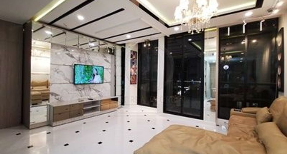 À vendre 2 chambres condo à Pathum Wan, Bangkok