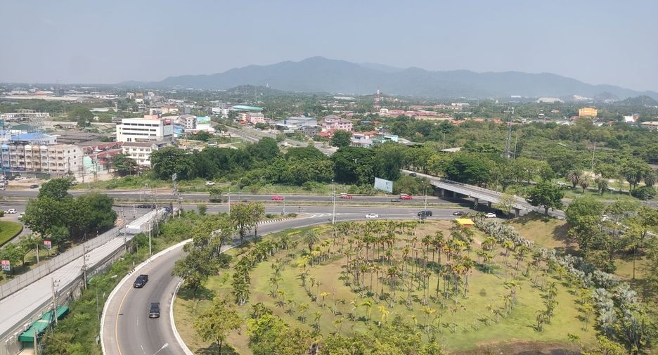 For sale 1 bed condo in Mueang Chon Buri, Chonburi