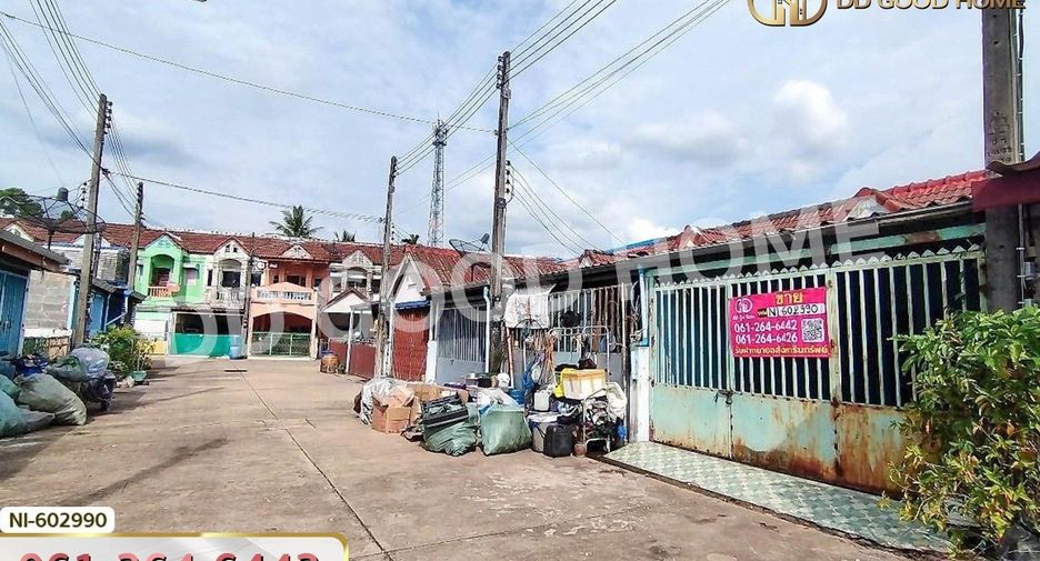 For sale 1 bed townhouse in Na Di, Prachin Buri