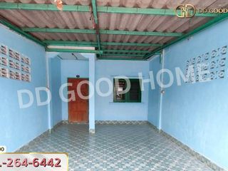 For sale 1 bed townhouse in Na Di, Prachin Buri