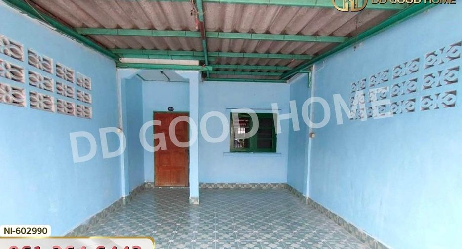 For sale 1 bed townhouse in Na Di, Prachin Buri