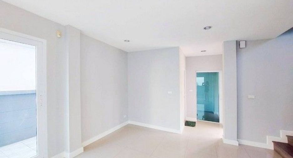 For sale 3 bedrooms house in Nong Khaem, Bangkok