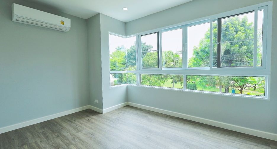 For sale 3 bedrooms house in Nong Khaem, Bangkok