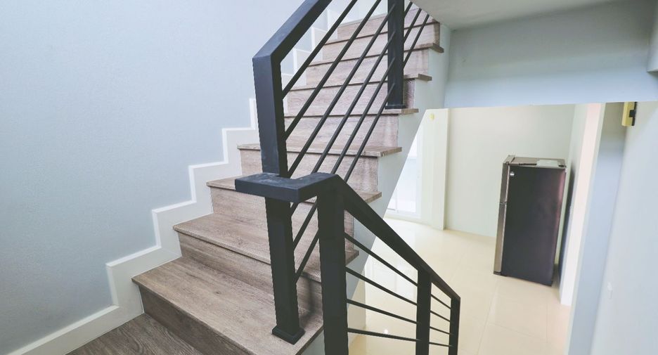 For sale 3 bedrooms house in Nong Khaem, Bangkok