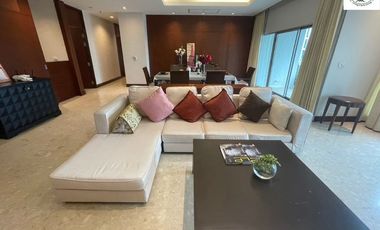 For rent 3 bedrooms apartment in Pathum Wan, Bangkok