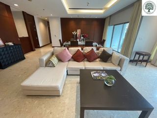 For rent 3 bedrooms apartment in Pathum Wan, Bangkok