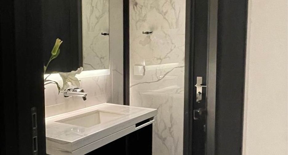 For rent 2 ベッドルーム condo in Watthana, Bangkok