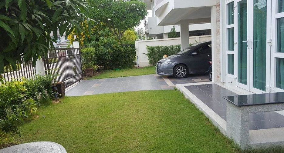 For rent 4 ベッドルーム house in Mueang Chon Buri, Chonburi