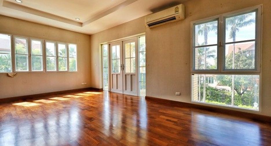 For sale 4 bedrooms house in Bang Kruai, Nonthaburi