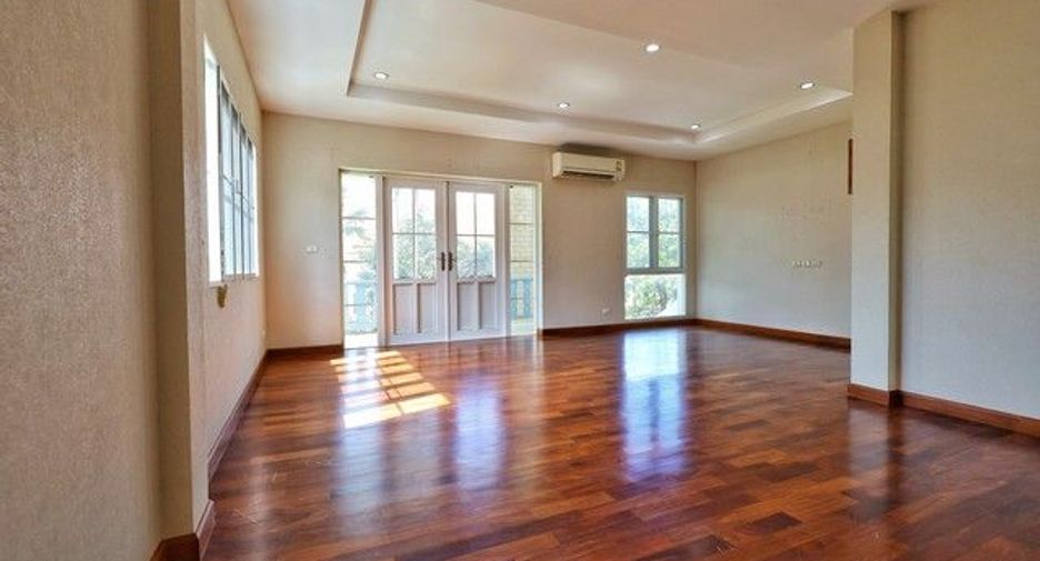 For sale 4 bedrooms house in Bang Kruai, Nonthaburi