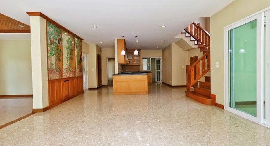 For sale 4 bedrooms house in Bang Kruai, Nonthaburi