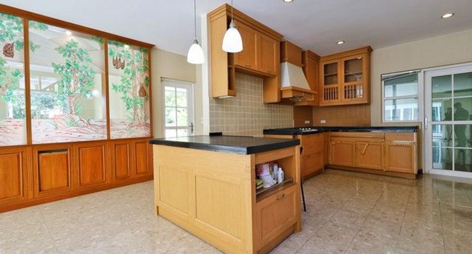 For sale 4 bedrooms house in Bang Kruai, Nonthaburi