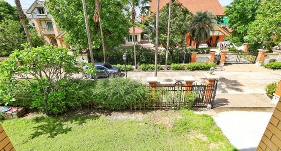 For sale 4 bedrooms house in Bang Kruai, Nonthaburi