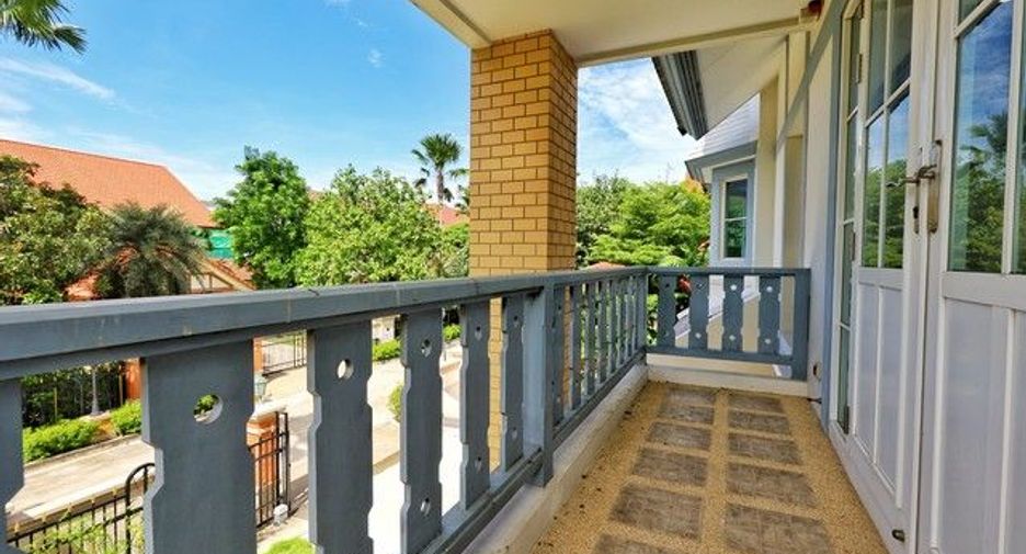 For sale 4 bedrooms house in Bang Kruai, Nonthaburi