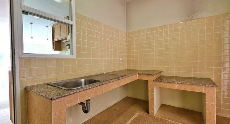 For sale 4 bedrooms house in Bang Kruai, Nonthaburi