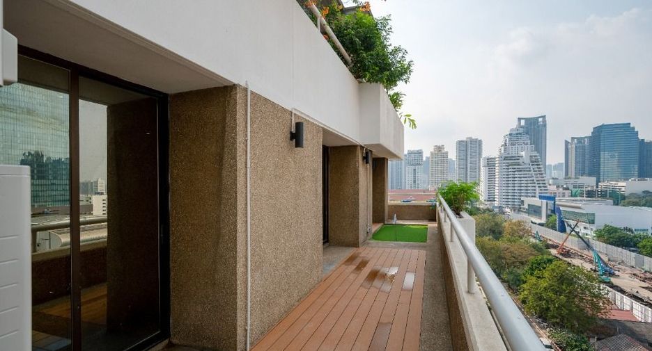 À vendre 2 chambres condo à Watthana, Bangkok