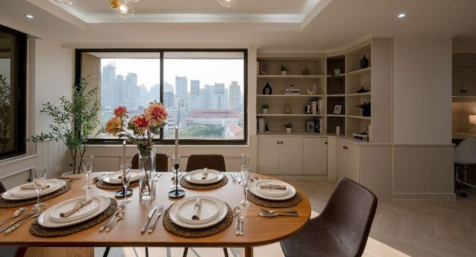 À vendre 2 chambres condo à Watthana, Bangkok