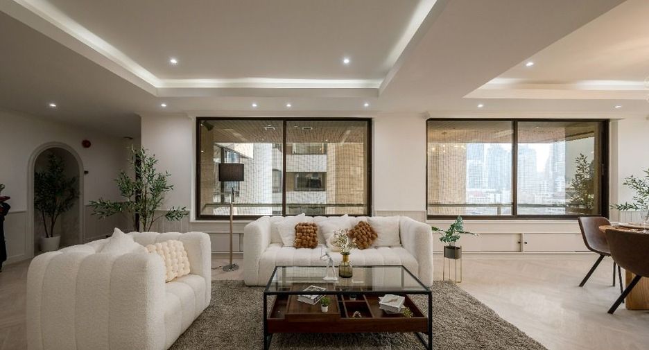 À vendre 2 chambres condo à Watthana, Bangkok